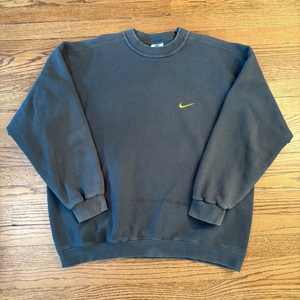 Vintage Faded Nike Sweatshirt XL Green Crewneck Made In USA Embroidered Swoosh